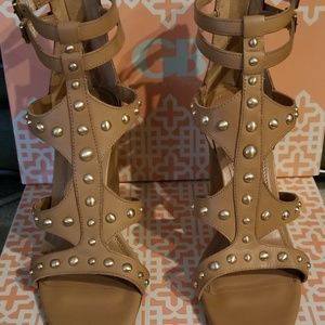 NEW - GB Gliss-Ning Heels